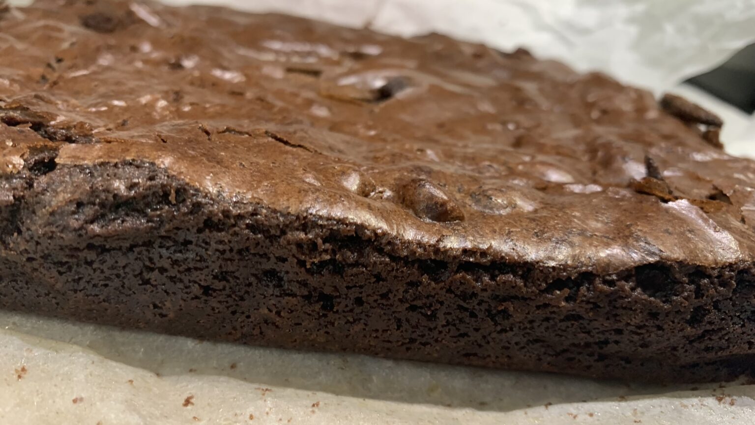 Why are my brownies hard on the edge? 7 Ways to stop this happening